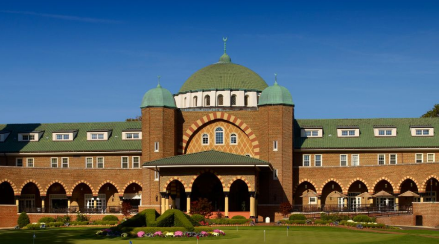 Executive Search: Director of Food and Beverage for Medinah Country Club